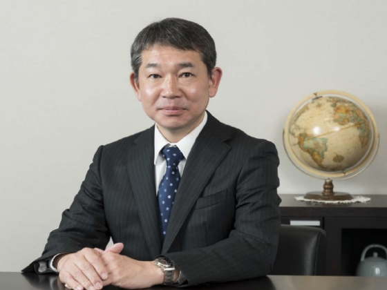 代表取締役  清水 治